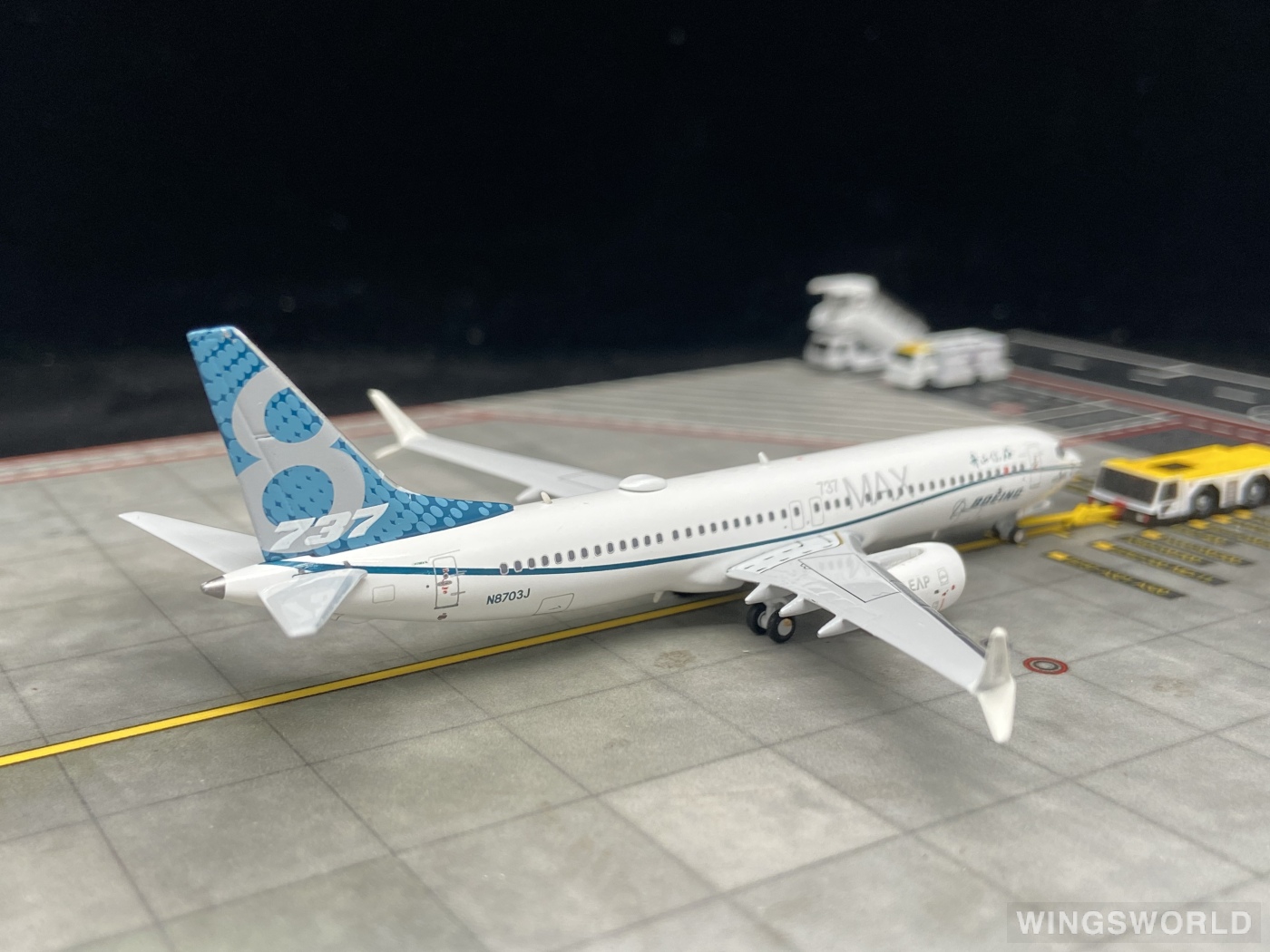 Pandamodel 1:400 PMN8703J Boeing 波音公司 Boeing 737 MAX 8 N8703J