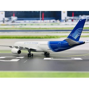 Garuda Indonesia 印度尼西亚鹰航 Airbus A330-300 C-GTSD Air Transat - Hybrid ACCGTSDB AeroClassics 1:400
