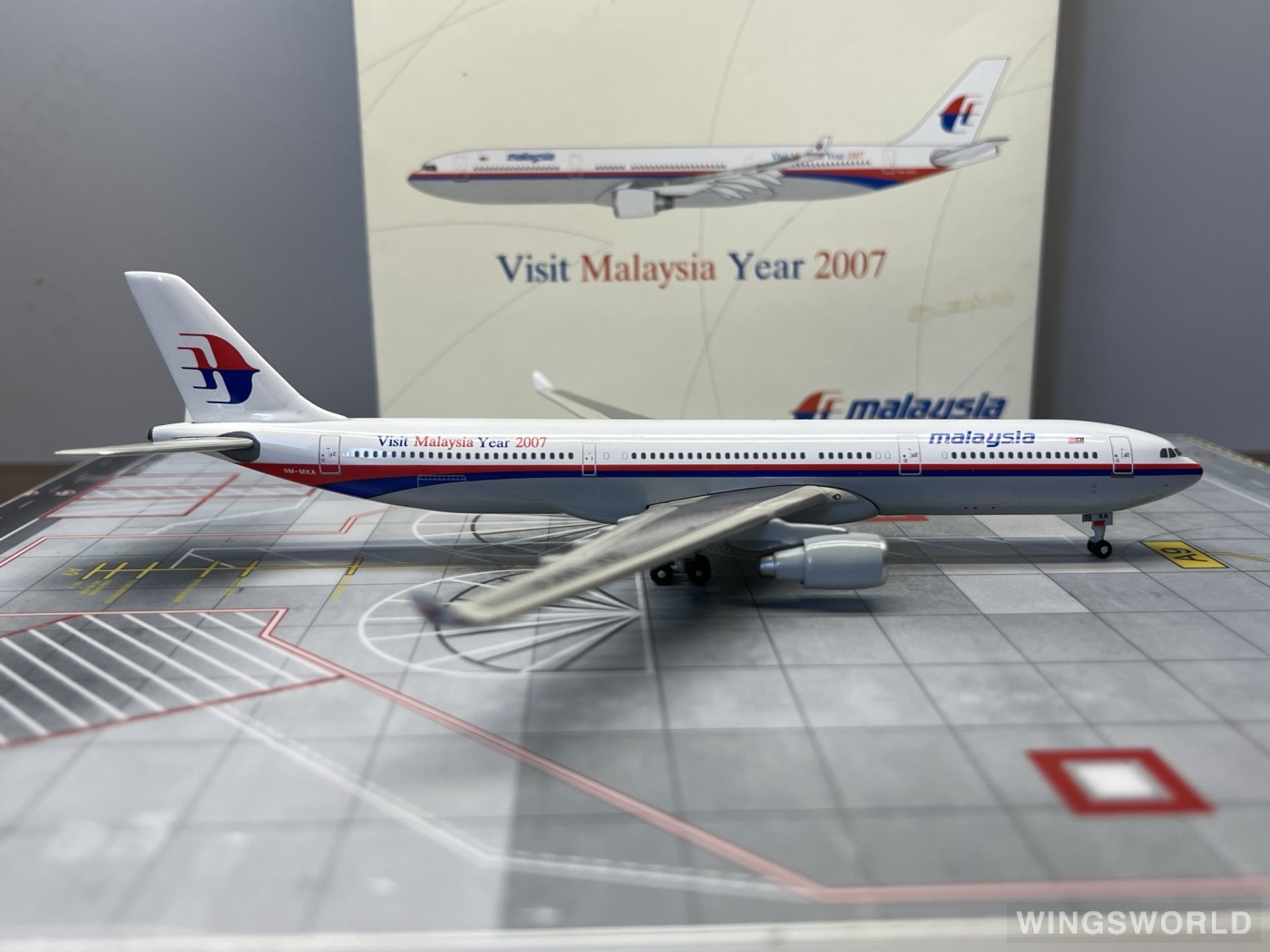 Geminijets 1:400 GJMASXXX Malaysia Airlines 马来西亚航空 Airbus A330-300 9M-MKA