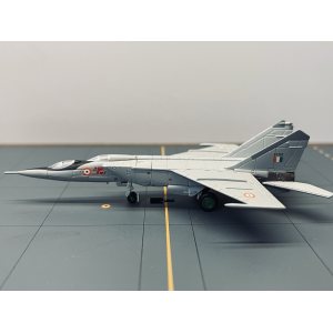 IAF 印度空军 Mikoyan-Gurevich MiG-25 DS362 102nd Squadron - Trisonics 554282 Herpa 1:200