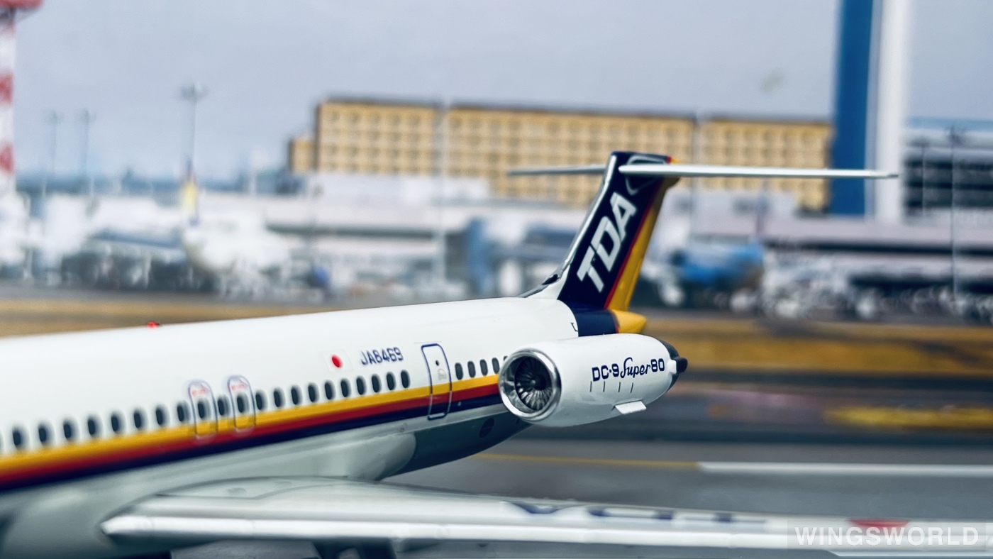 JC Wings 1:200 McDonnell Douglas MD-81 Toa Domestic Airlines 东亚 