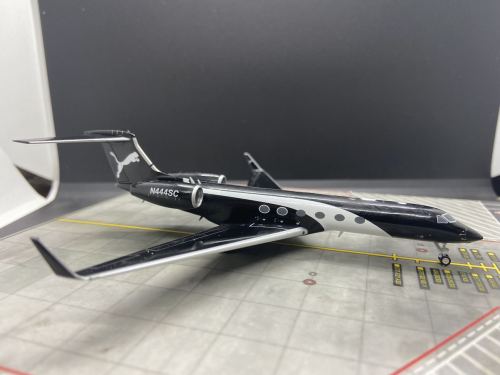 JC Wings 1:200 Gulfstream G550 Talon Air EW2GV001 N444SC 标准涂装