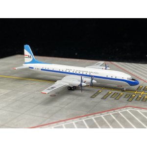 Malév 匈牙利航空 Ilyushin Il-18 HA-MOI  AC411093 AeroClassics 1:400