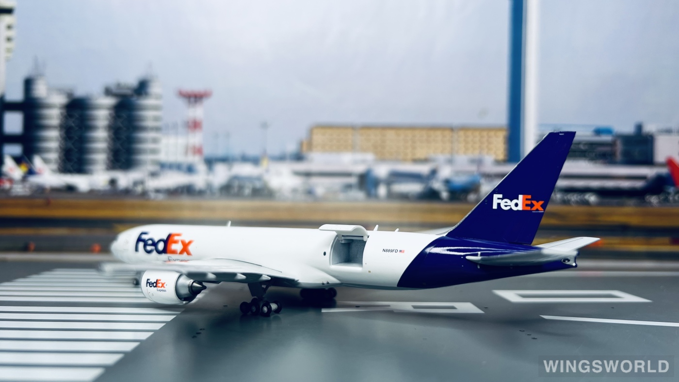 Geminijets 1:400 GJFDX2140 FedEx 联邦快递 Boeing 777F N889FD