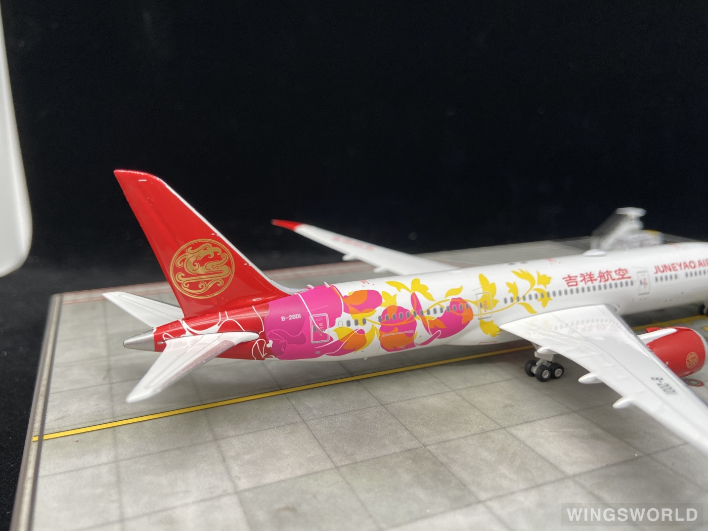 Phoenix 1:400 PH11575 Juneyao Airlines 吉祥航空 Boeing 787-9 B-20D1