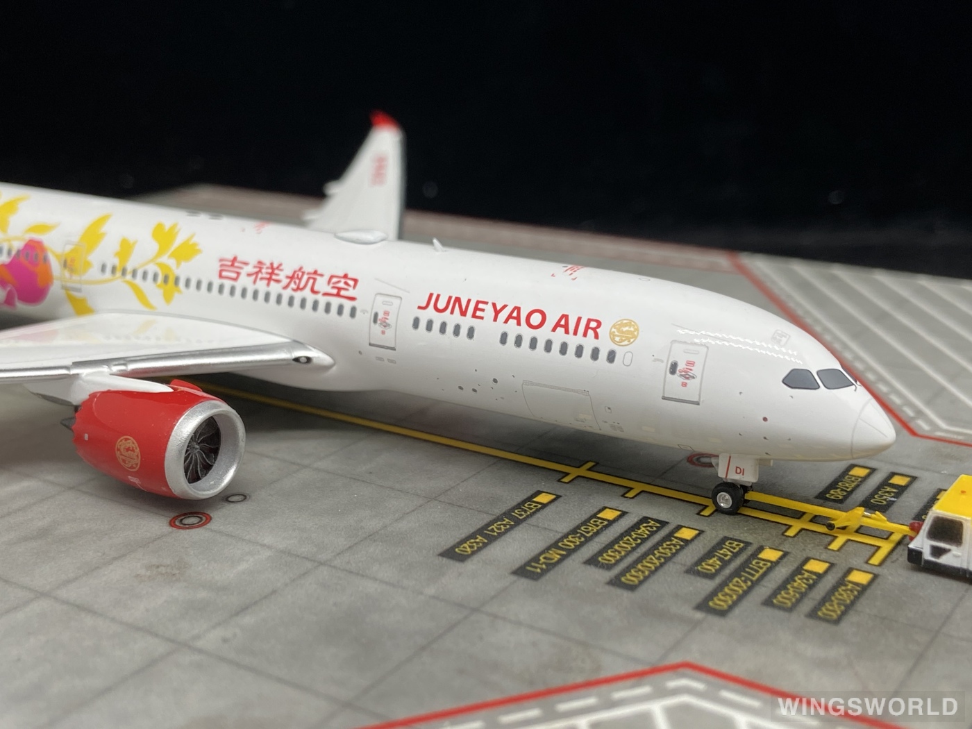 Phoenix 1:400 PH11575 Juneyao Airlines 吉祥航空 Boeing 787-9 B-20D1