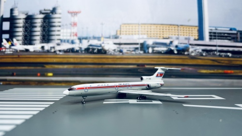 Phoenix Tu-154B2 高麗航空 P-561 1/400 [10804]