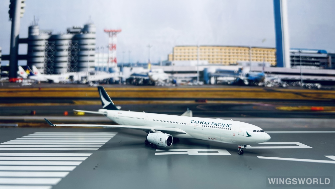 Phoenix 1:400 PH04090 Cathay Pacific 国泰航空 Airbus A330-300 B-LAJ