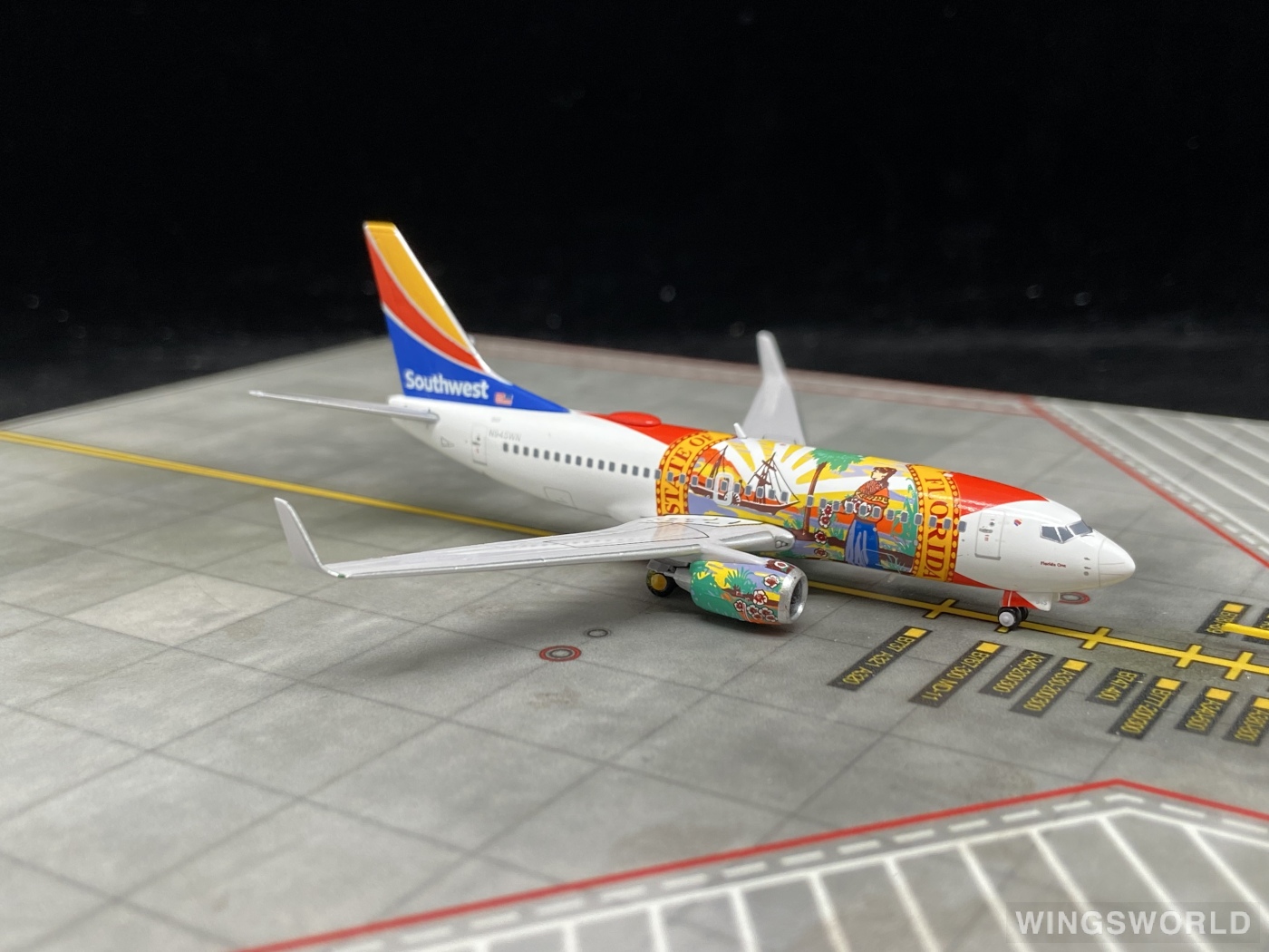 Geminijets 1:400 GJSWA1419 Southwest Airlines 美国西南航空 Boeing 737-700 N945WN