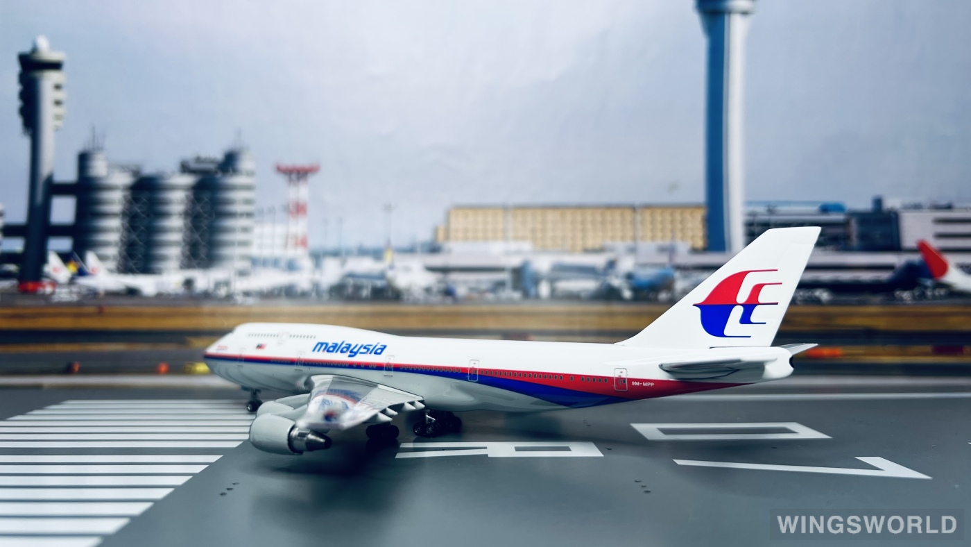 Phoenix 1:400 PH10607 Malaysia Airlines 马来西亚航空 Boeing 747-400 9M-MPP