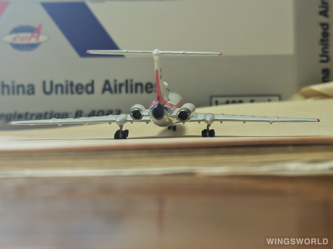 Phoenix 1:400 PH11735 China United Airlines 中国联合航空 Tupolev Tu-154 B-4023