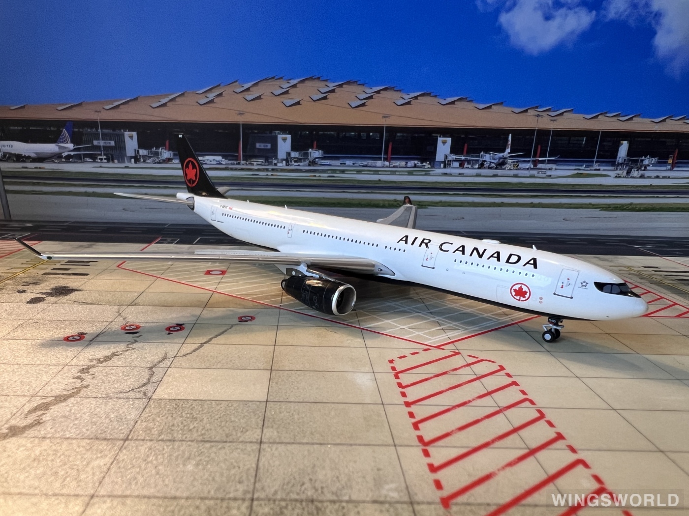 HYJLwings 1:400 HYJL33002 Air Canada 加拿大航空 Airbus A330-300 C-GEGC