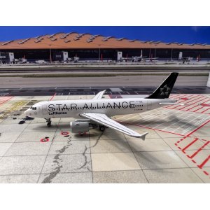 Lufthansa 汉莎航空 Airbus A320 D-AIPD 星空联盟 XX4077 JC Wings 1:400