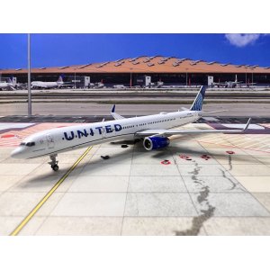 United Airlines 美国联合航空 Boeing 757-300 N75854  GJUAL2092 Geminijets 1:400