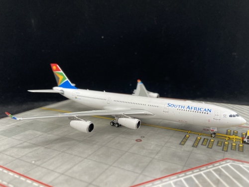 South African Airways 南非航空 Airbus A340-300 ZS-SXF  PH11769 Phoenix 1:400