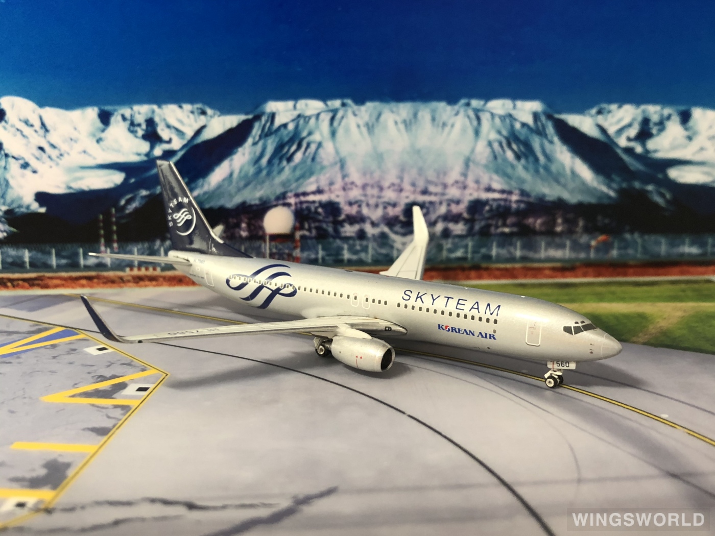 Phoenix 1:400 PH10616 Korean Air 大韩航空 Boeing 737-800 HL7560