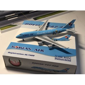 Korean Air 大韩航空 Boeing 747-400 HL7488 1990s colors. 