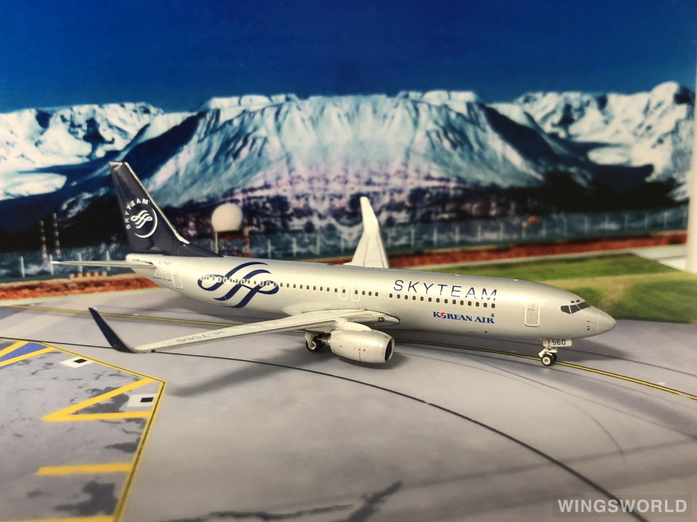 Phoenix 1:400 PH10616 Korean Air 大韩航空 Boeing 737-800 HL7560