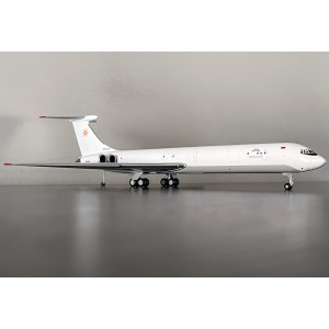 Rada Airlines Ilyushin Il-62 EW-450TR  571715 Herpa 1:200