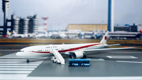 Hogan 1:400 Boeing 777-300ER JASDF 日本航空自卫队JG40103 80