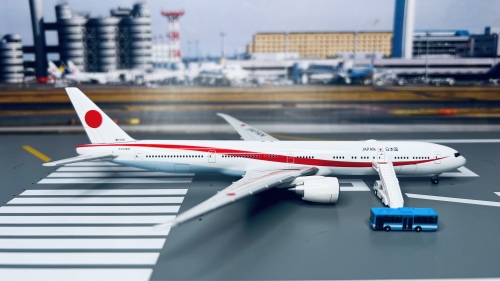 航空機・ヘリコプター JAL 777-300ER 1/200 Hogan 航空機・ヘリコプター JAL 777-300ER 1/200 Hogan 航空機