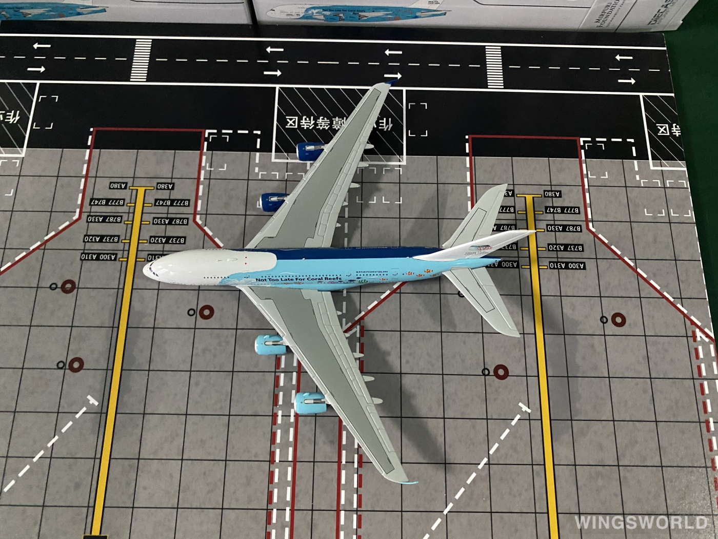 JC Wings 1:400 XX40048 Hi Fly 葡萄牙高飞航空 Airbus A380-800 9H-MIP