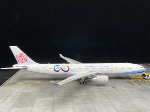 China Airlines 中华航空 Airbus A330-300 B-18317 60周年 PH04293 Phoenix 1:400