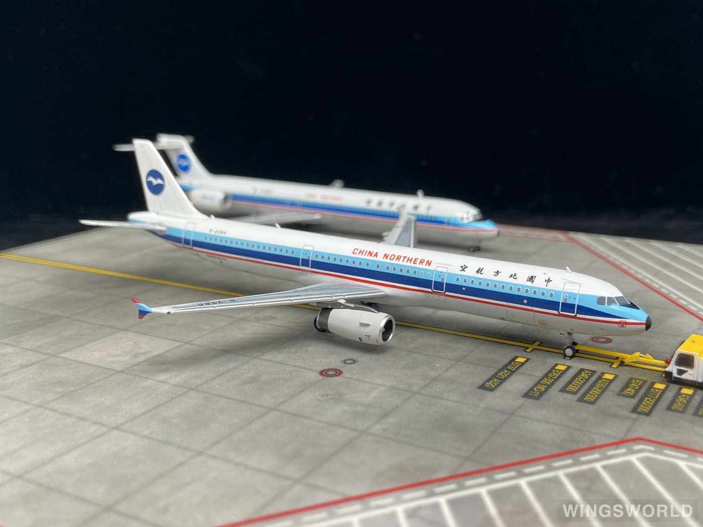 YU MODEL 1:400 YUB2280 China Northern Airlines 中国北方航空 Airbus A321 B-2280