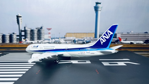 JFOX 1:200 Boeing 787-8 ANA 全日空JF-787-8-001 JA813A Inspiration