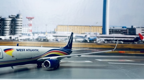 West Atlantic Boeing 737-800 G-NPTA  PH04301 Phoenix 1:400