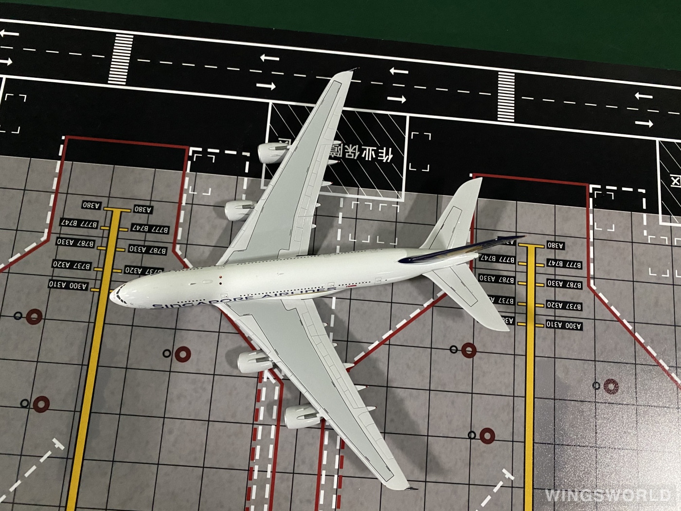Aviation400 1:400 AV4133 Singapore Airlines 新加坡航空 Airbus A380-800 9V-SKA