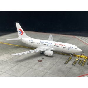 China Eastern 中国东方航空 Boeing 737-700 B-2682  202236 Pandamodel 1:400