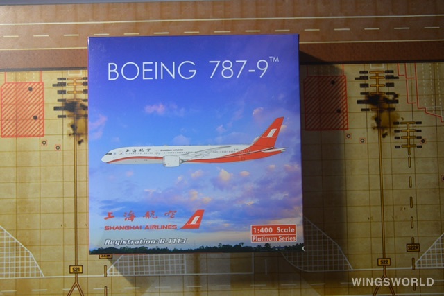 Phoenix 1:400 PH11666 Shanghai Airlines 上海航空 Boeing 787-9 B-1113