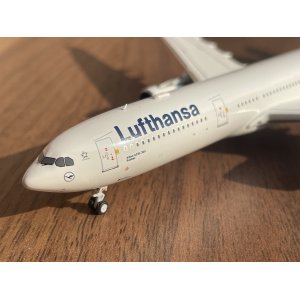 Lufthansa 汉莎航空 Airbus A330-300 D-AIKO  BOX18028 Pandamodel 1:400