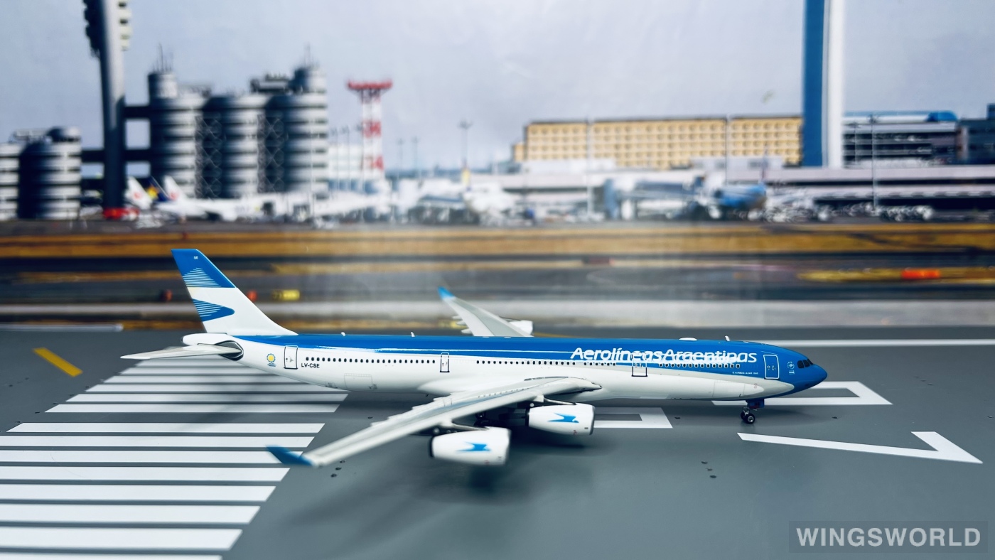 Phoenix 1:400 PH10956 Aerolíneas Argentinas 阿根廷航空 Airbus A340-300 LC-CSE