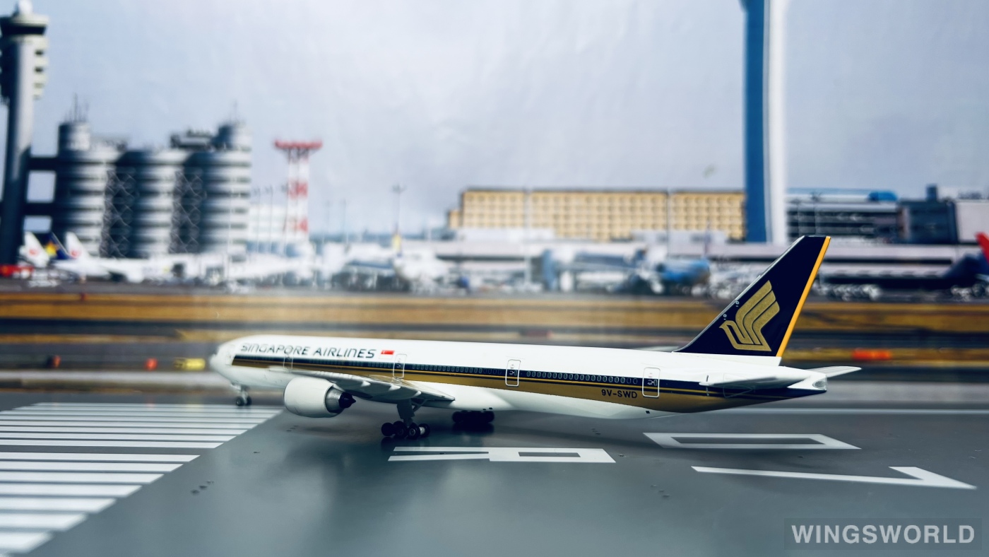 Phoenix 1:400 PH10385 Singapore Airlines 新加坡航空 Boeing 777-300ER 9V-SWD