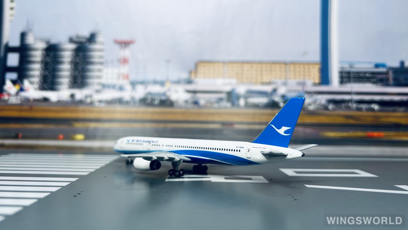 Phoenix 1:400 PH10770 XiamenAir 厦门航空 Boeing 757-200 B-2868