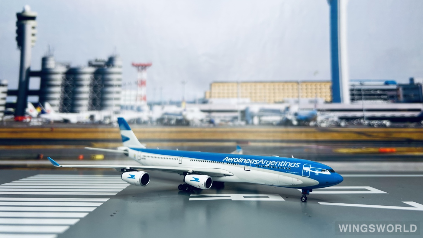 Phoenix 1:400 PH10956 Aerolíneas Argentinas 阿根廷航空 Airbus A340-300 LC-CSE