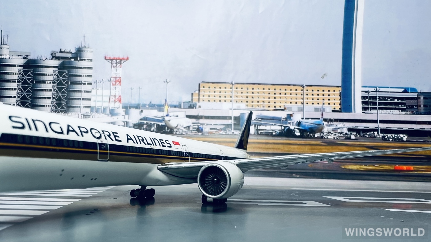 Phoenix 1:400 PH10385 Singapore Airlines 新加坡航空 Boeing 777-300ER 9V-SWD