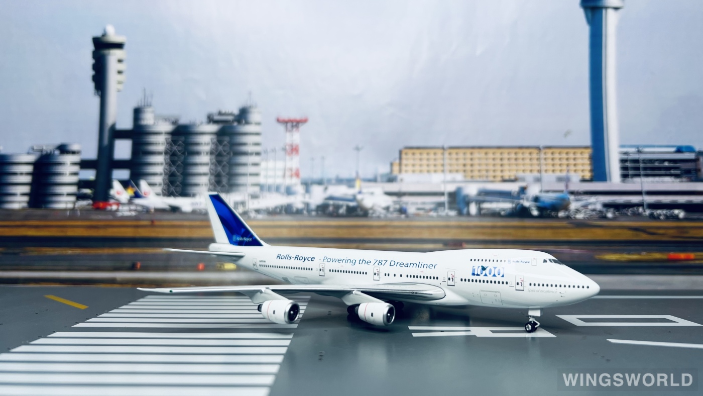 Phoenix 1:400 PH10212 Boeing 波音公司 Boeing 747-200 N787RR