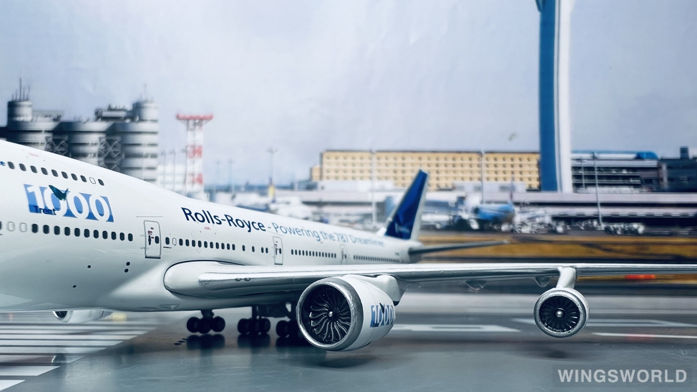 Phoenix 1:400 PH10212 Boeing 波音公司 Boeing 747-200 N787RR