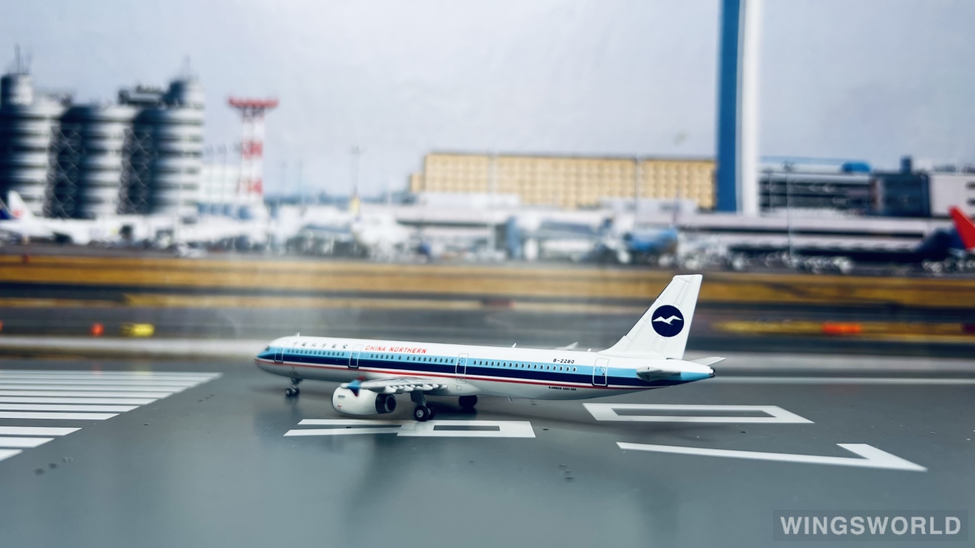 YU MODEL 1:400 YUB2280 China Northern Airlines 中国北方航空 Airbus A321 B-2280