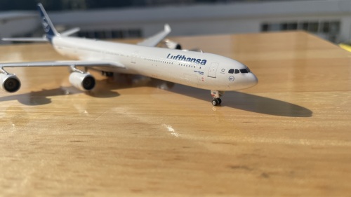 Phoenix 1/400 ルフトハンザ航空 A340-600 D-AIHF 1/400 A340-600 ルフトハンザ D-AIHF フェニックス/中古｜｜模型
