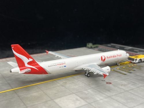 Qantas 澳洲航空 Airbus A321 VH-ULD Australia Post NG13022 NGmodels 1:400
