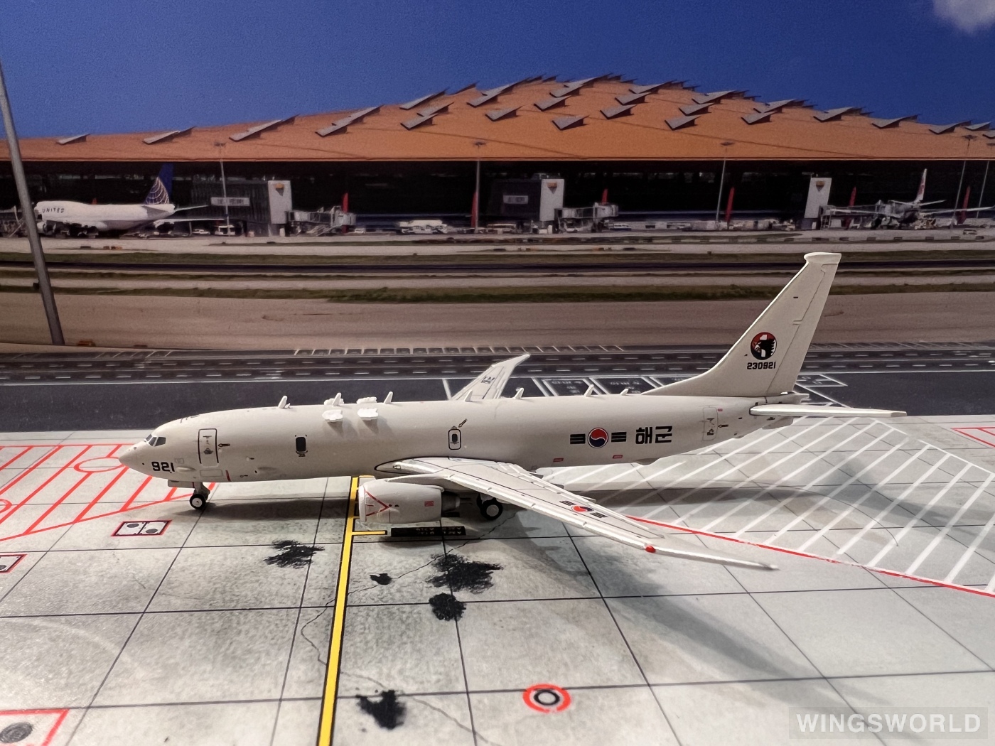 Geminijets 1:400 GMKNV123 ROKN 韩国海军 Boeing P-8 230921