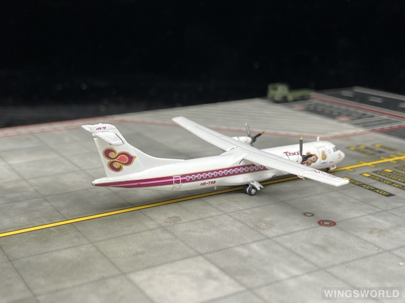 JC Wings 1:400 LH4240 Thai Airways 泰国国际航空 ATR 72 HS-TRB