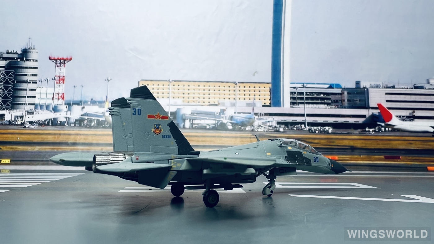 Hogan 1:200 HG6016 PLAAF 中国空军 Sukhoi Su-27 30