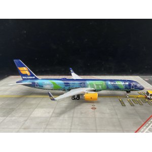 Icelandair 冰岛航空 Boeing 757-200 TF-FIU  GJICE1544 Geminijets 1:400