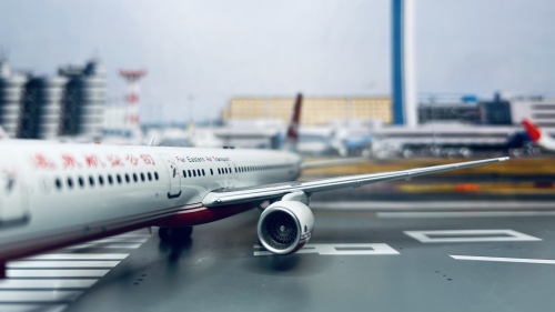 FAT 远东航空 Boeing 757-200 B-27015  ALB2FAT757 ALBATROS 1:200