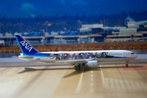 PH04446 ANA 全日空Boeing 767-300ER JA608A Phoenix 1:400